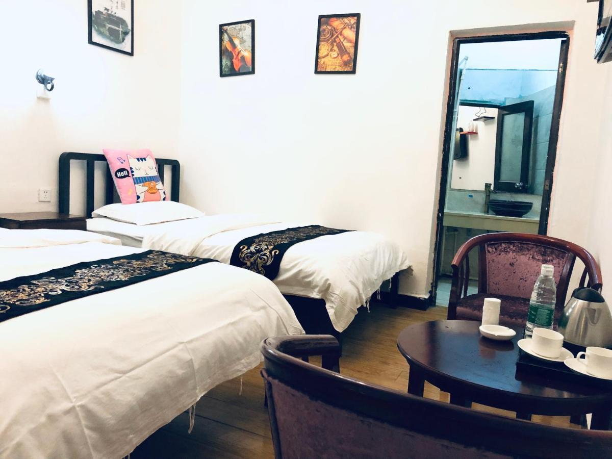 Fenghuang Little Bear Family Guest House Eksteriør bilde