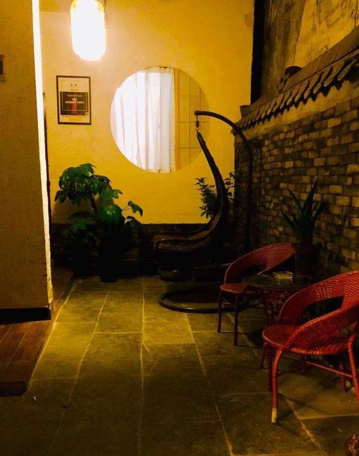 Fenghuang Little Bear Family Guest House Eksteriør bilde